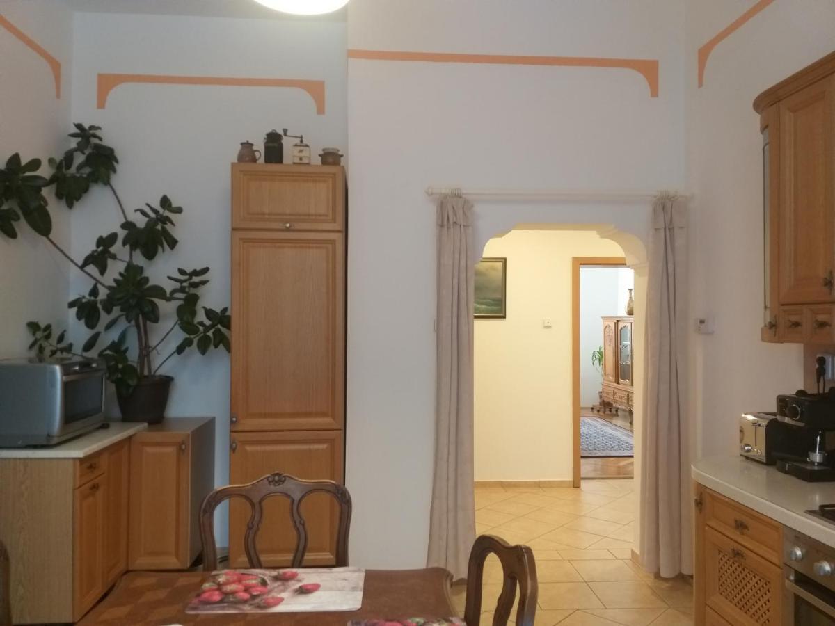 Apartman Kraslice Exterior photo