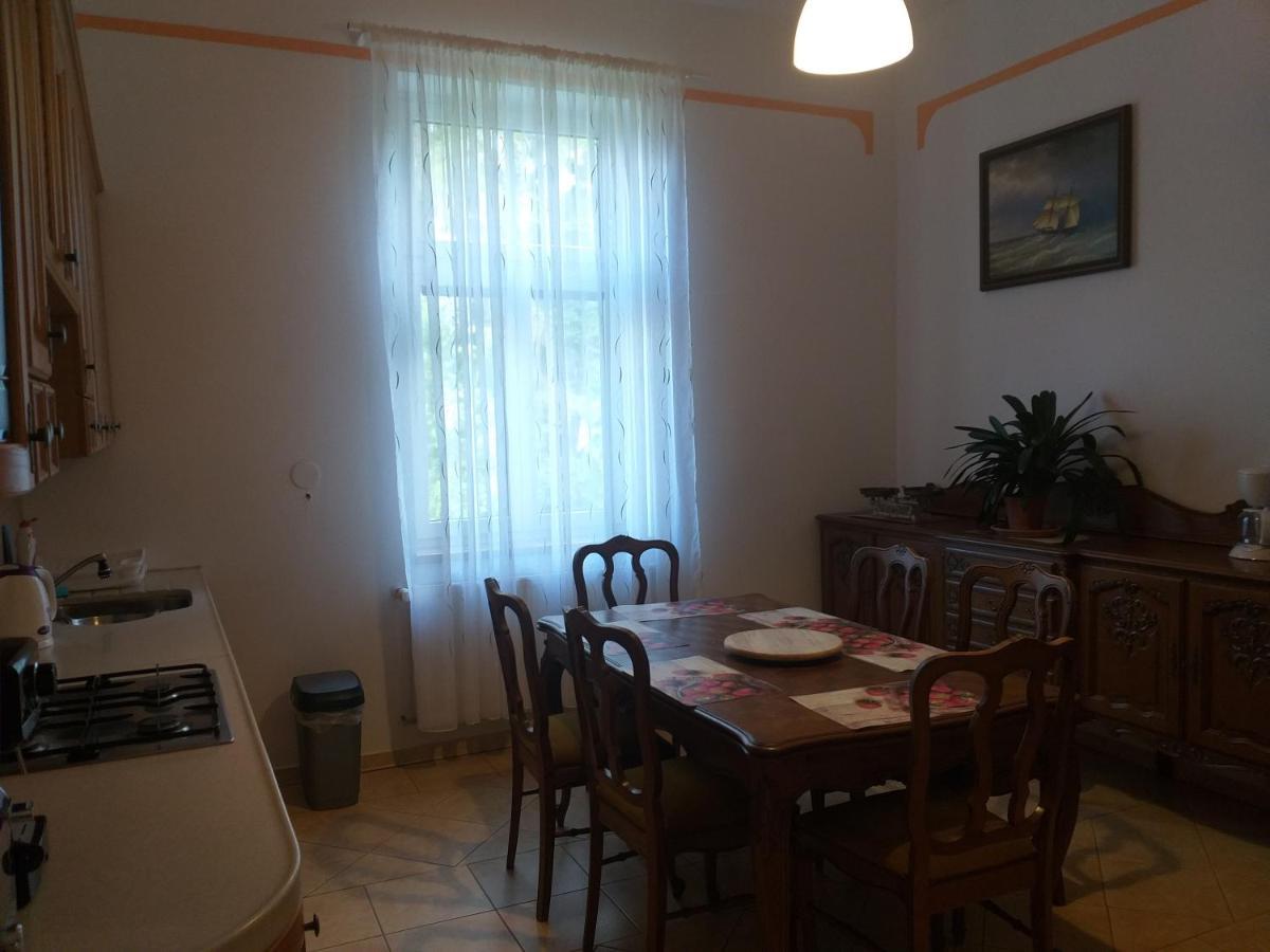 Apartman Kraslice Exterior photo