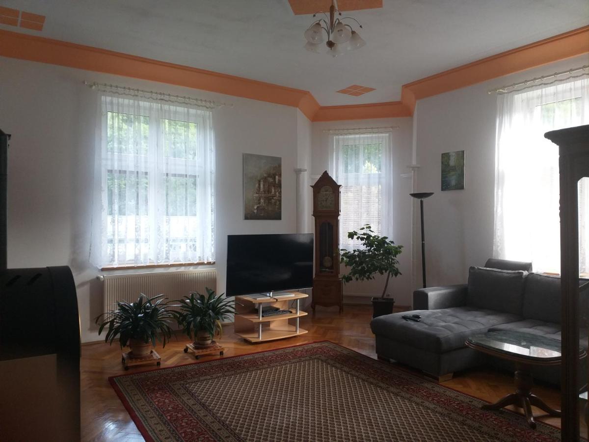 Apartman Kraslice Exterior photo